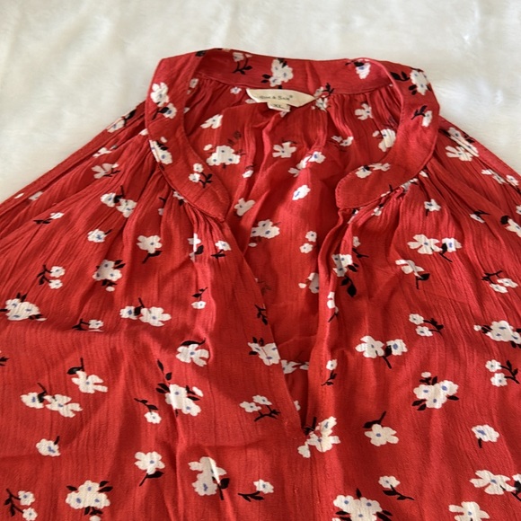 Slightly worn. No tears. - Picture 2 of 3